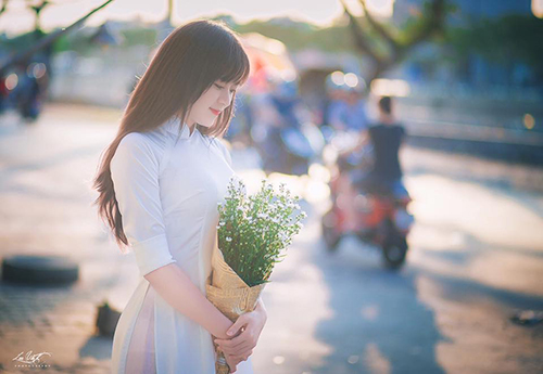 Cô giáo dạy Địa lý ở Sài Gòn bỗng quot;nổi như cồnquot; nhờ xinh đẹp - 8