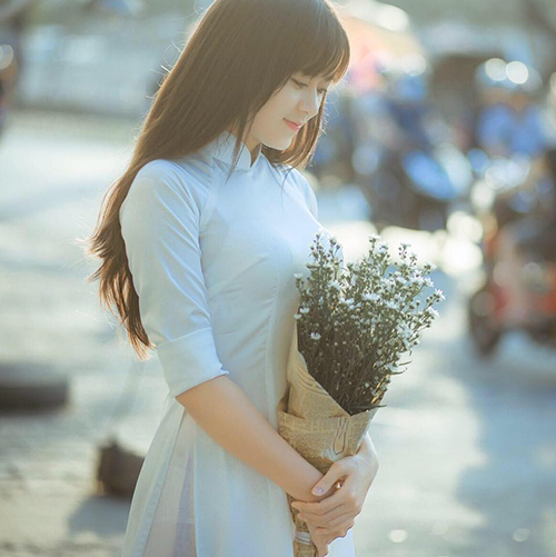 Cô giáo dạy Địa lý ở Sài Gòn bỗng quot;nổi như cồnquot; nhờ xinh đẹp - 5