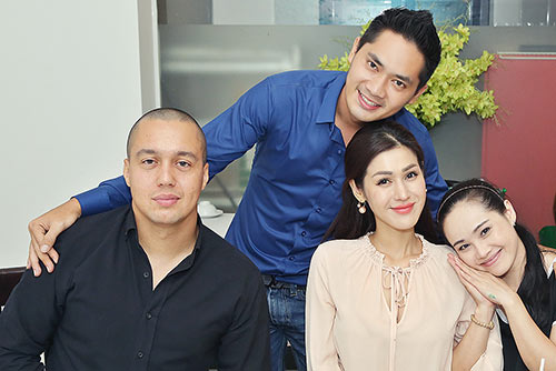 Minh Luân ôm eo Trác Thúy Miêu đầy tình tứ trong tiệc mừng - 9