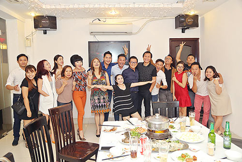 Minh Luân ôm eo Trác Thúy Miêu đầy tình tứ trong tiệc mừng - 11