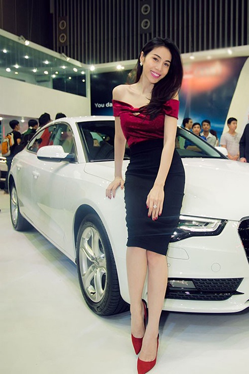 Bất ngờ với biệt tài mặc lại đồ cũ như mới của Thuỷ Tiên - 10