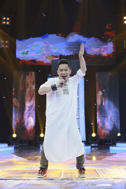 Rời X-Factor, Tùng Dương quot;đá xoáyquot; Bằng Kiều trên sóng truyền hình - 2