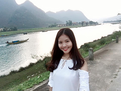 Hé lộ nhan sắc càng ngắm càng duyên của vợ Chí Anh - 6