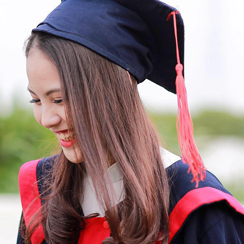 Hé lộ nhan sắc càng ngắm càng duyên của vợ Chí Anh - 11