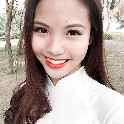 Hé lộ nhan sắc càng ngắm càng duyên của vợ Chí Anh - 12