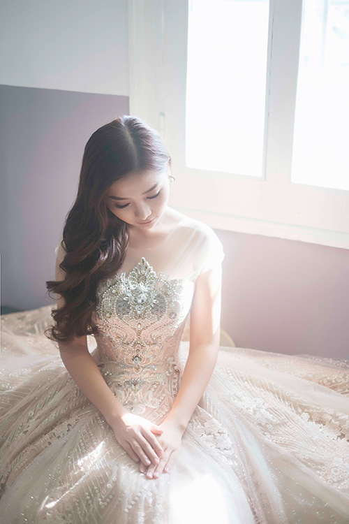 Khánh Hiền khoe nụ cười trong trẻo tựa hạt sương mai - 6