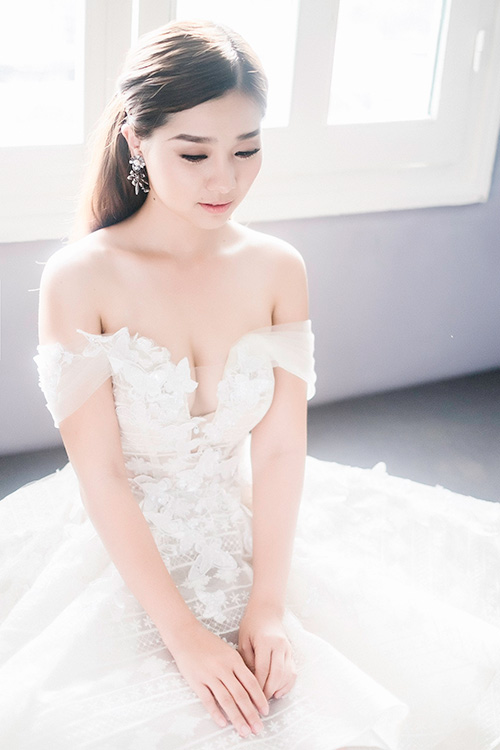 Khánh Hiền khoe nụ cười trong trẻo tựa hạt sương mai - 11