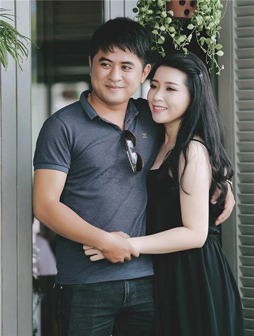 quot;Soái caquot; chịu trận 6 tiếng đồng hồ cho người yêu cào cấu khi xăm hình - 4
