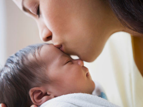 Cơ thể người phụ nữ bị quot;tàn pháquot; thế nào khi mang bầu, sinh con? - 1