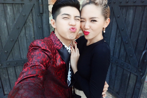 Noo Phước Thịnh quot;chu môiquot; thân thiết với Tóc Tiên trong hậu trường - 3