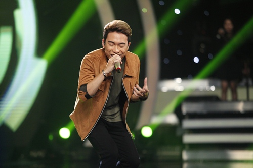 Vietnam Idol: Chàng trai quot;bún bòquot; khiến giám khảo tiếc nuối khi ra về - 10