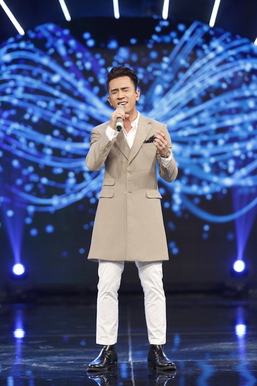 Vietnam Idol: Chàng trai quot;bún bòquot; khiến giám khảo tiếc nuối khi ra về - 12