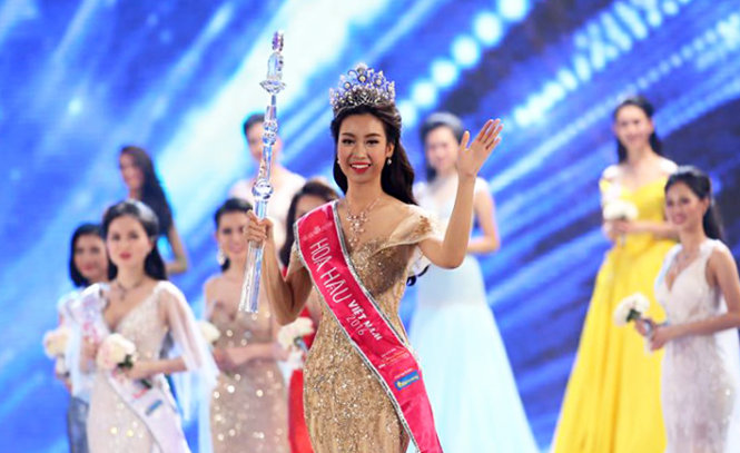 Đỗ Mỹ Linh rạng rỡ đăng quang Hoa hậu Việt Nam 2016 - 1