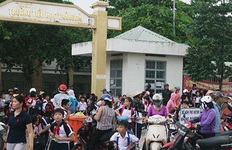 Khốn khổ với học ca 3 giữa thành phố - 2