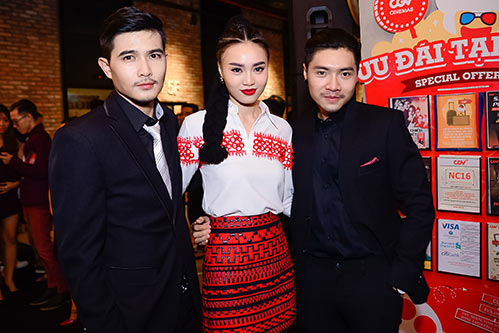 Hậu ly hôn, Lâm Vinh Hải và vợ vẫn sóng đôi đi xem phim - 10