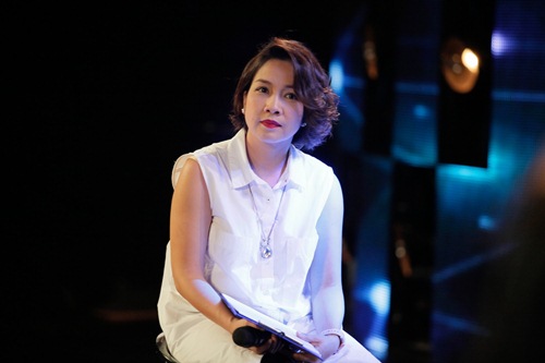 Diva Mỹ Linh xinh đẹp đi dạy hát cho thí sinh Vietnam Idol - 6