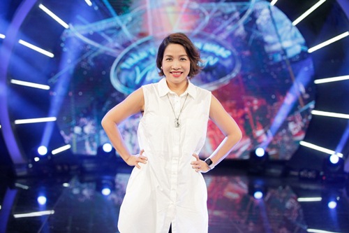 Diva Mỹ Linh xinh đẹp đi dạy hát cho thí sinh Vietnam Idol - 2