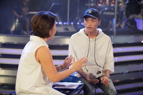 Diva Mỹ Linh xinh đẹp đi dạy hát cho thí sinh Vietnam Idol - 13