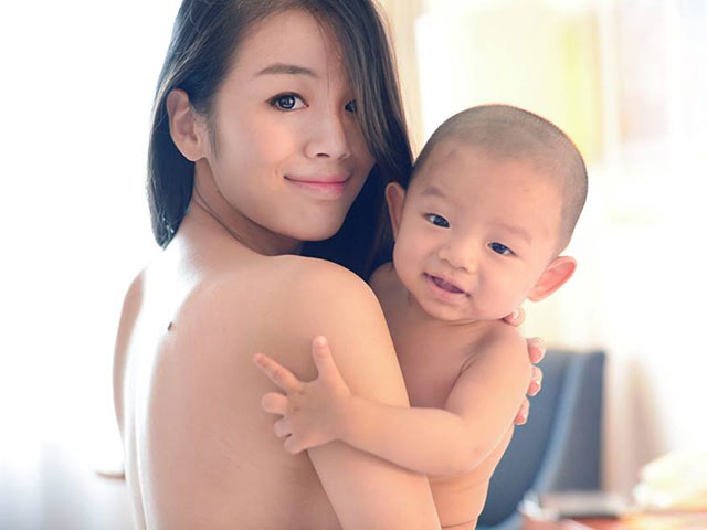 Bà mẹ chia sẻ chuyện không sinh con gái khiến hàng nghìn chị em chạnh lòng