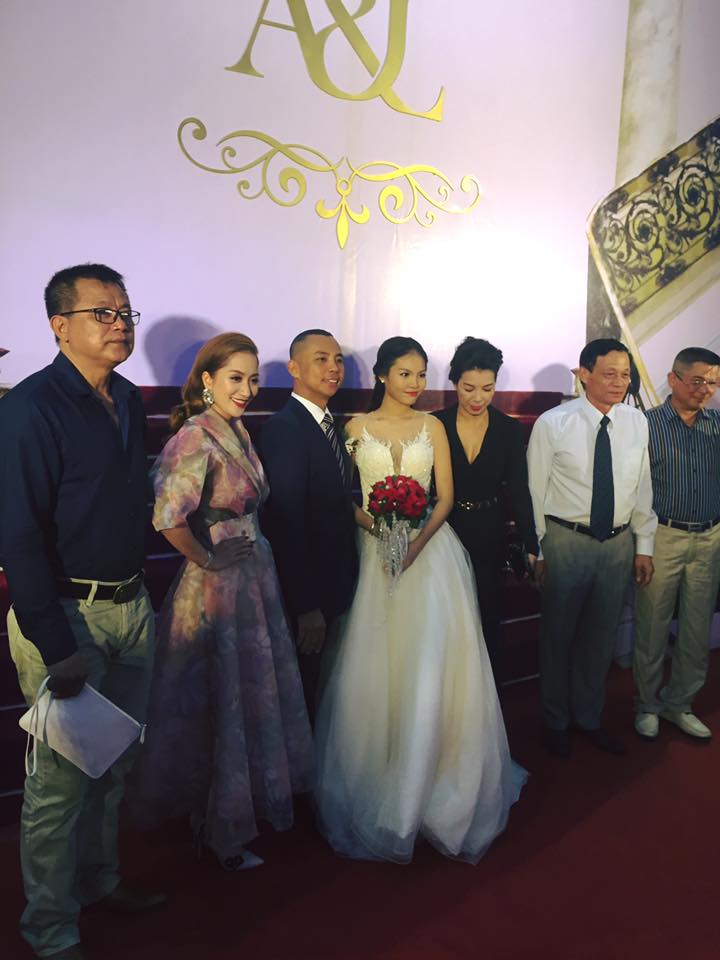 5 điều bất ngờ về đám cưới Chí Anh và lời Khánh Thi phát biểu ở hôn lễ người yêu cũ - 2