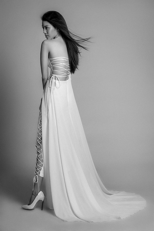 Lan Khuê gợi cảm, bay bổng khi khoe lưng trần - 9