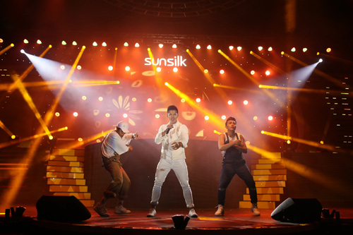 Đông Nhi - Miu Lê - Đinh Hương khiến fan Đà Nẵng phát cuồng - 7