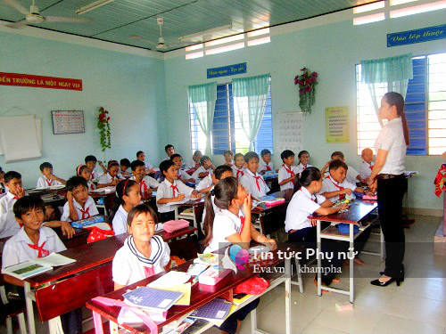 Phụ huynh TP. HCM không cần nộp tiền cơ sở vật chất, tiền vệ sinh cho con đầu năm - 1