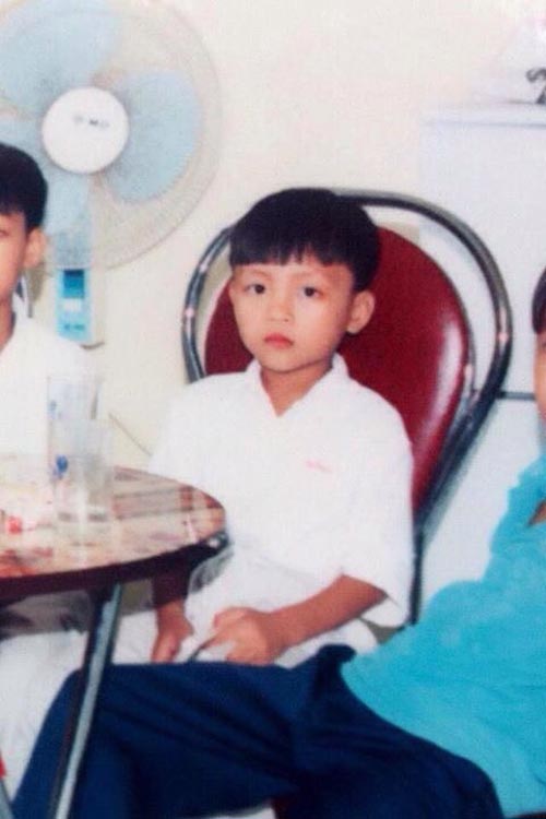 Loạt ảnh ngày bé xinh xắn của 2 ứng cử viên Quán quân Vietnam Idol - 14