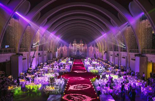 Muôn kiểu trang trí đám cưới như trong truyện cổ tích của sao Hoa ngữ - 10