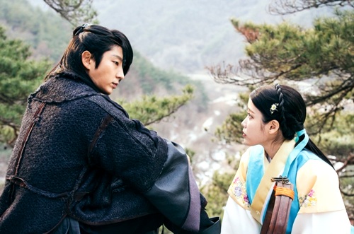 quot;Người tình ánh trăngquot; có đáng bị khán giả đối xử bất công? - 9