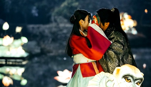 quot;Người tình ánh trăngquot; có đáng bị khán giả đối xử bất công? - 11