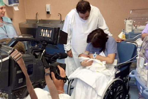 Thụ thai tự nhiên ở tuổi 61 - đây là trường hợp đặc biệt nhất trong 129 năm qua! - 1