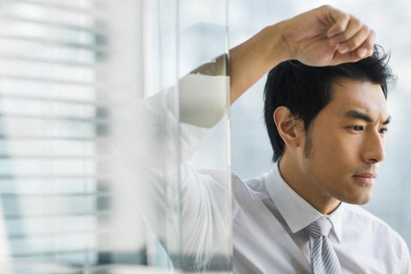 Tin bạn, mất vợ - 2