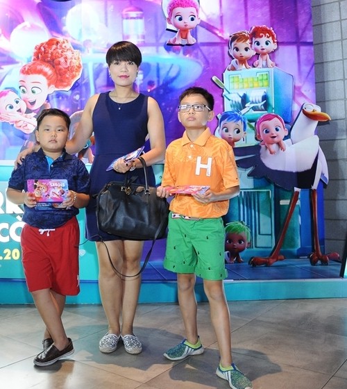 quot;Bà mẹ 2 conquot; Hương Giang thon gọn và quyến rũ như thiếu nữ - 3