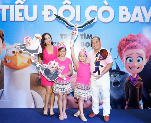 quot;Bà mẹ 2 conquot; Hương Giang thon gọn và quyến rũ như thiếu nữ - 4