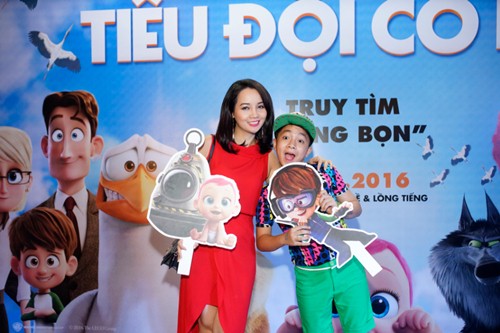 quot;Bà mẹ 2 conquot; Hương Giang thon gọn và quyến rũ như thiếu nữ - 6