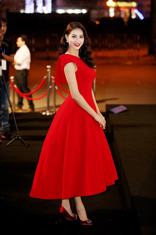 Tiết lộ bí quyết giúp Phạm Hương chiếm ngôi nữ hoàng thảm đỏ - 13