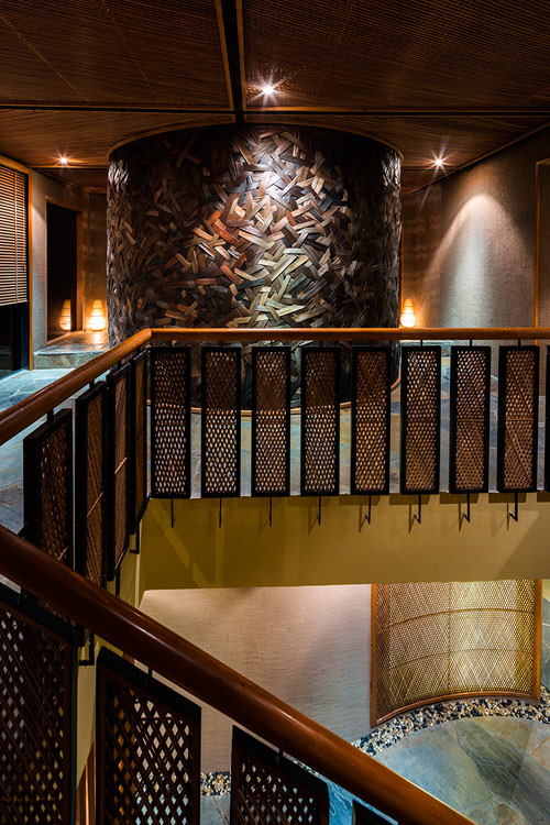 Nhà hàng độc đáo giữa trung tâm Hà Nội lên báo Mỹ - 2