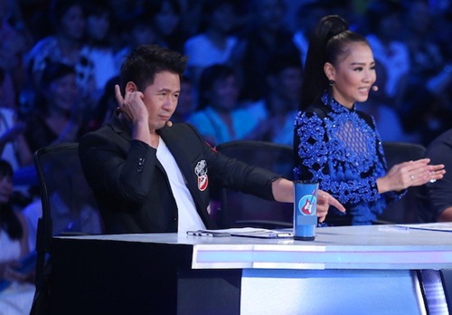 Chung kết Vietnam Idol: Thu Minh, Phan Anh bất ngờ quot;quậy tưngquot; cùng người đẹp Philippines - 10