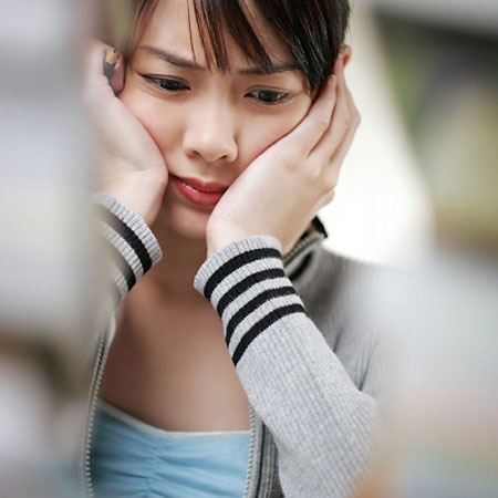 Nữ giới 3 tháng mới quot;đèn đỏquot;, có ảnh hưởng tới chuyện sinh con? - 1