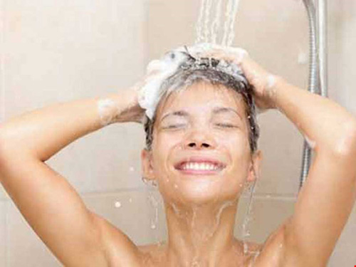 Không phải ai cũng biết tắm đúng cách - 1