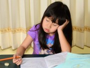 Làm mẹ - Dấu hiệu nhận biết trẻ bị thiếu máu do thiếu sắt dẫn đến cơ thể chậm phát triển