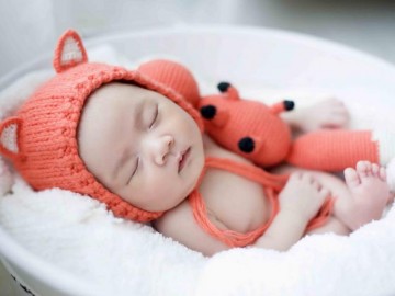 [Video] Ngập tràn yêu thương với khoảnh khắc siêu đáng yêu của các bé mới sinh