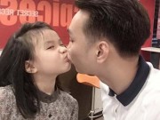 Làm mẹ - MC Phan Anh, Thành Trung cũng hôn môi con gái như David Beckham