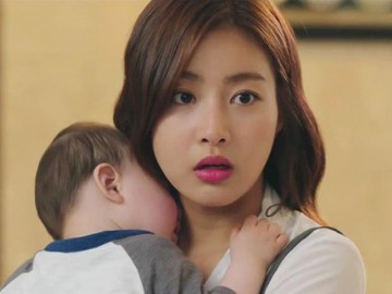 Nhờ dân mạng đặt tên cho con trai họ Vi, mẹ bối rối vì cái tên lạ "Vi Khuẩn"