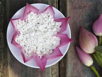 Bật mí 3 cách dưỡng trắng da từ bột sắn dây vừa hiệu quả lại tiết kiệm