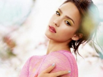 Mùi hương cơ thể phụ nữ là 'bùa yêu' với đàn ông