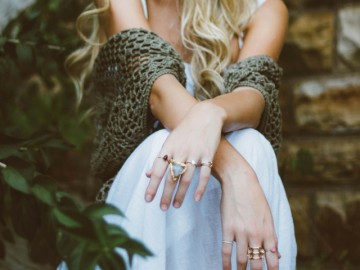 Này gái ế quá thì, xin đừng biến hôn nhân thành món quà báo hiếu cha mẹ