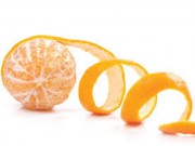 Tin tức sức khỏe - Quên vỏ quýt, bánh mì, túi nôn đi, đây mới là cách hết say xe tốt!