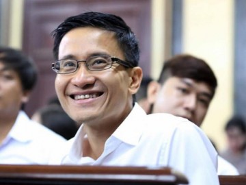 Phản ứng của đại gia Cao Toàn Mỹ trước thông tin tạm đình chỉ vụ án hoa hậu Phương Nga